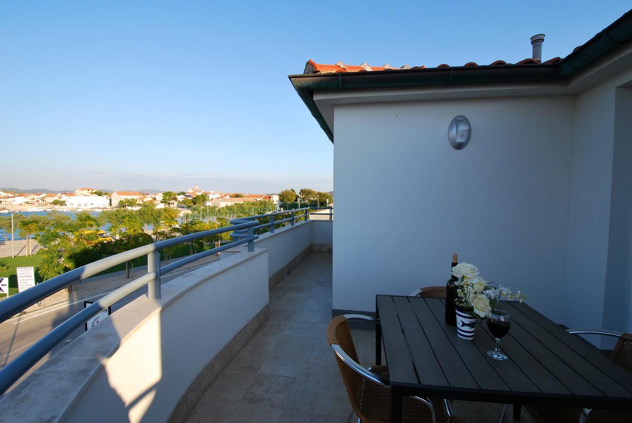 Nautica Apartments Betina  Exterior photo